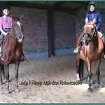 Ferienzimmervermietung Reitferien منزل ريفي *