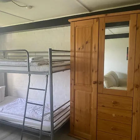 Ferienzimmervermietung Reitferien * Skaerbaek